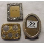 2 miniature silver frames and coin holder