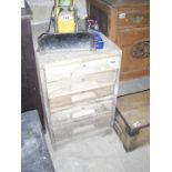 Wooden chest of 5 drawers