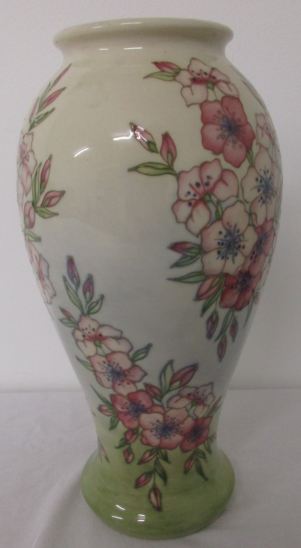 Moorcroft vase - Spring Blossom