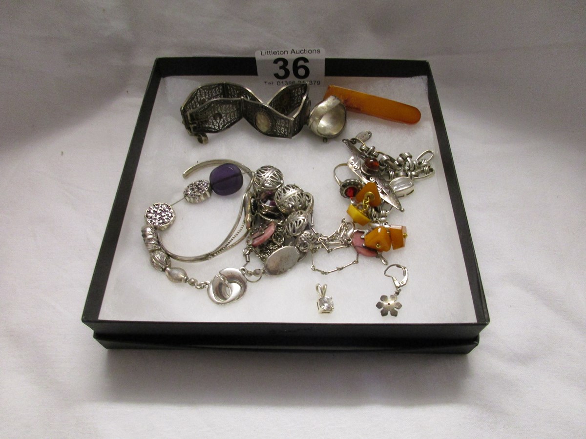 Box of jewellery to include silver