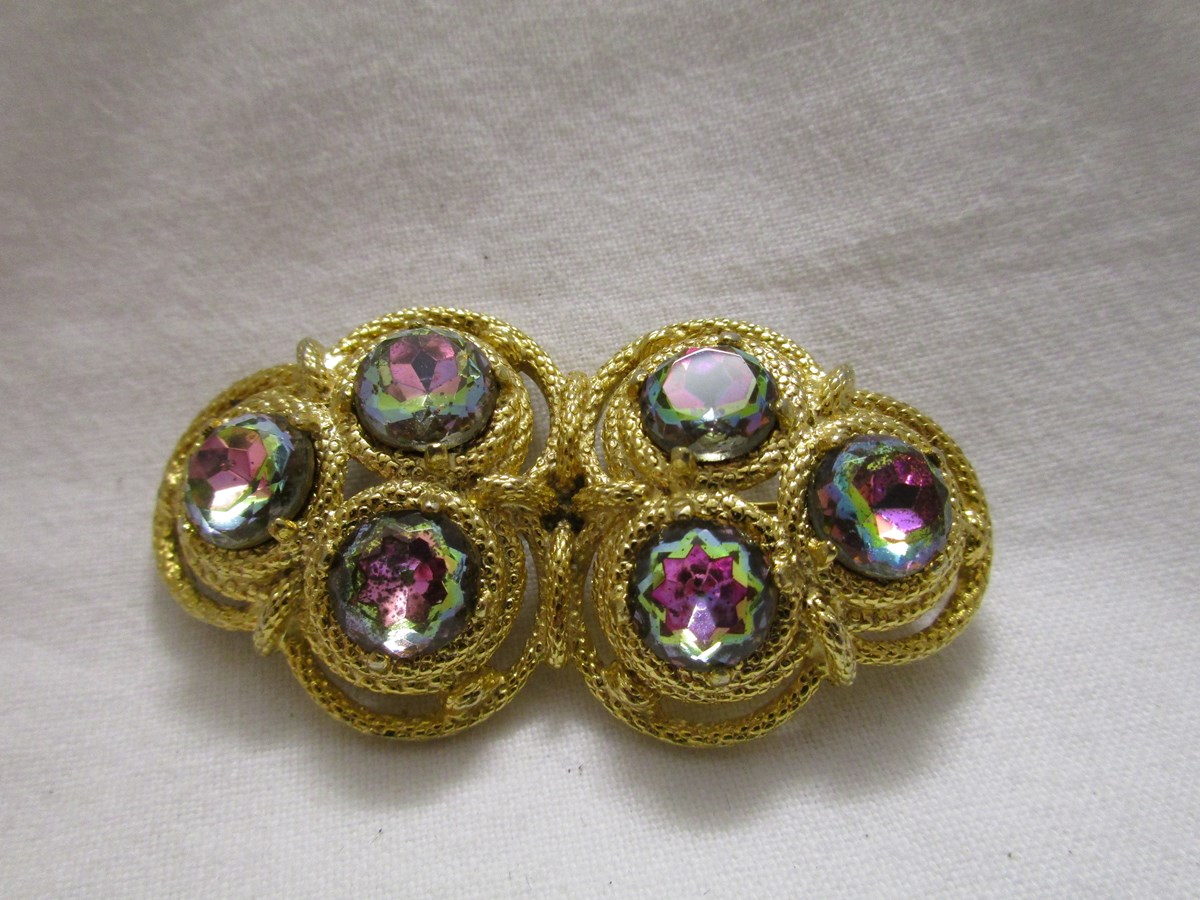 Schiaparelli brooch