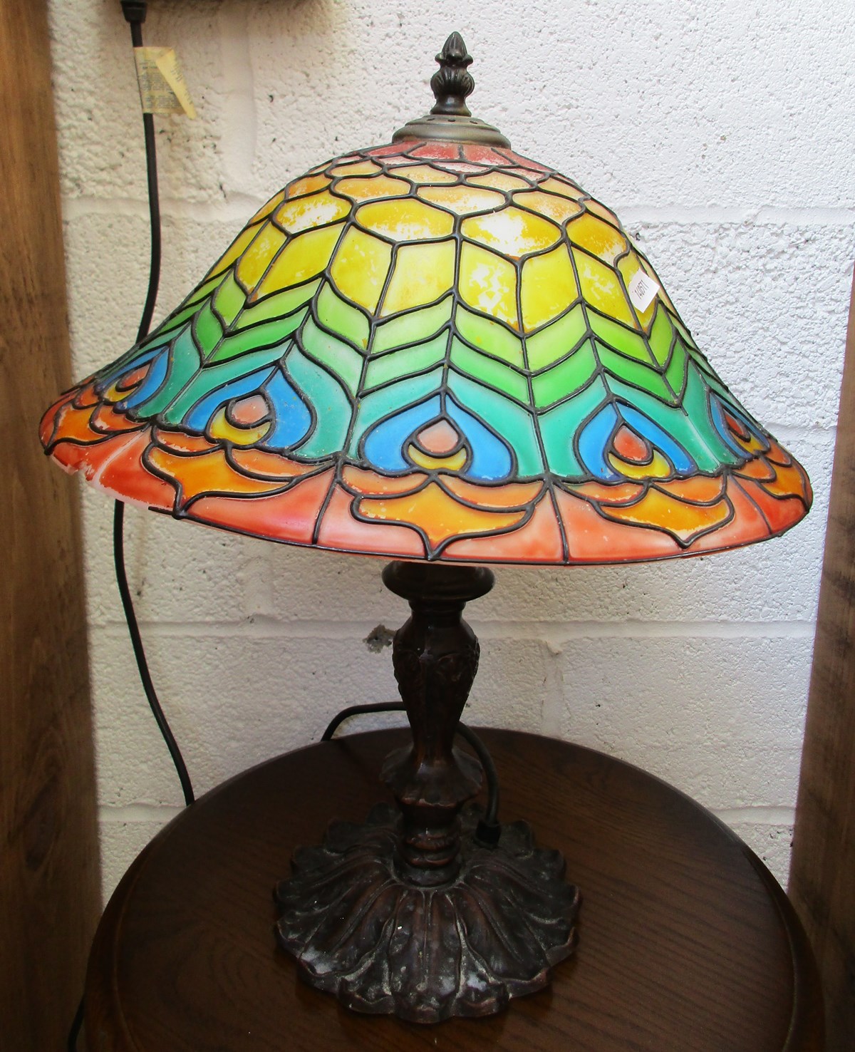 Table lamp with Tiffany style shade