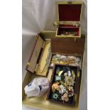 Large tray of costume jewellery