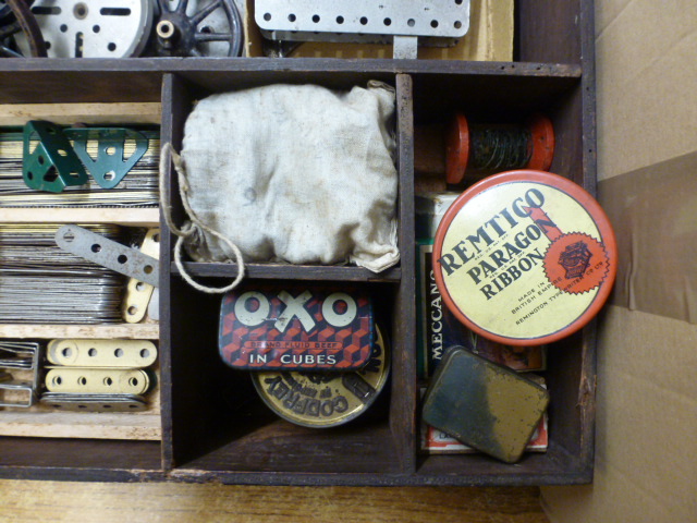 A lift top wooden storage box containing an assortment of various Meccano pieces to include wheels, - Image 6 of 10