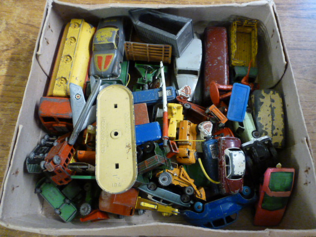 A collection of diecast mainly loose dinky toys to include Rolls Royce, Silver Wrath a luxury coach, - Image 3 of 3