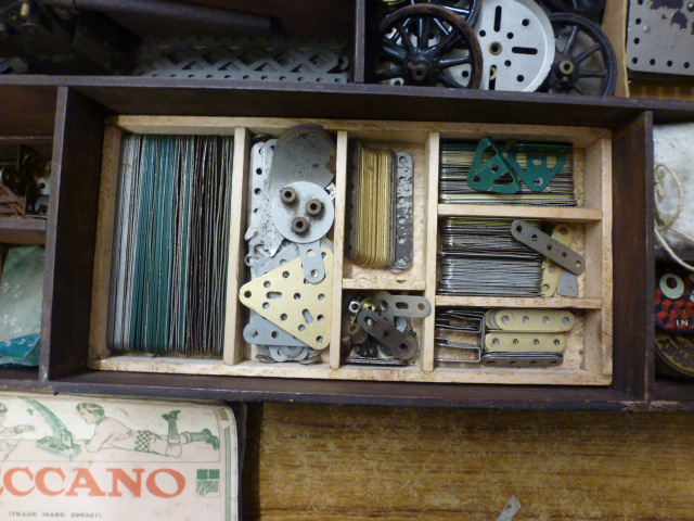 A lift top wooden storage box containing an assortment of various Meccano pieces to include wheels, - Image 5 of 10