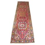 FINE VINTAGE HERIZ RUNNER, 376cm x 112cm,