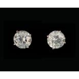 DIAMOND STUD EARRINGS, a pair, 18k white gold, 3.19cts.