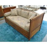 SIMON HORN POITIERS SINGLES SOFA BED, transforms into two beds, 197cm L x 95cm D x 95cm H.