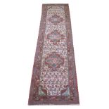 VINTAGE HERIZ RUNNER, 290cm x 83cm,