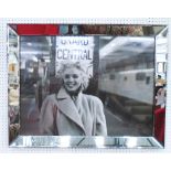 PICTURE OF MARILYN MONROE, in a mirrored frame, 70cm x 90cm.