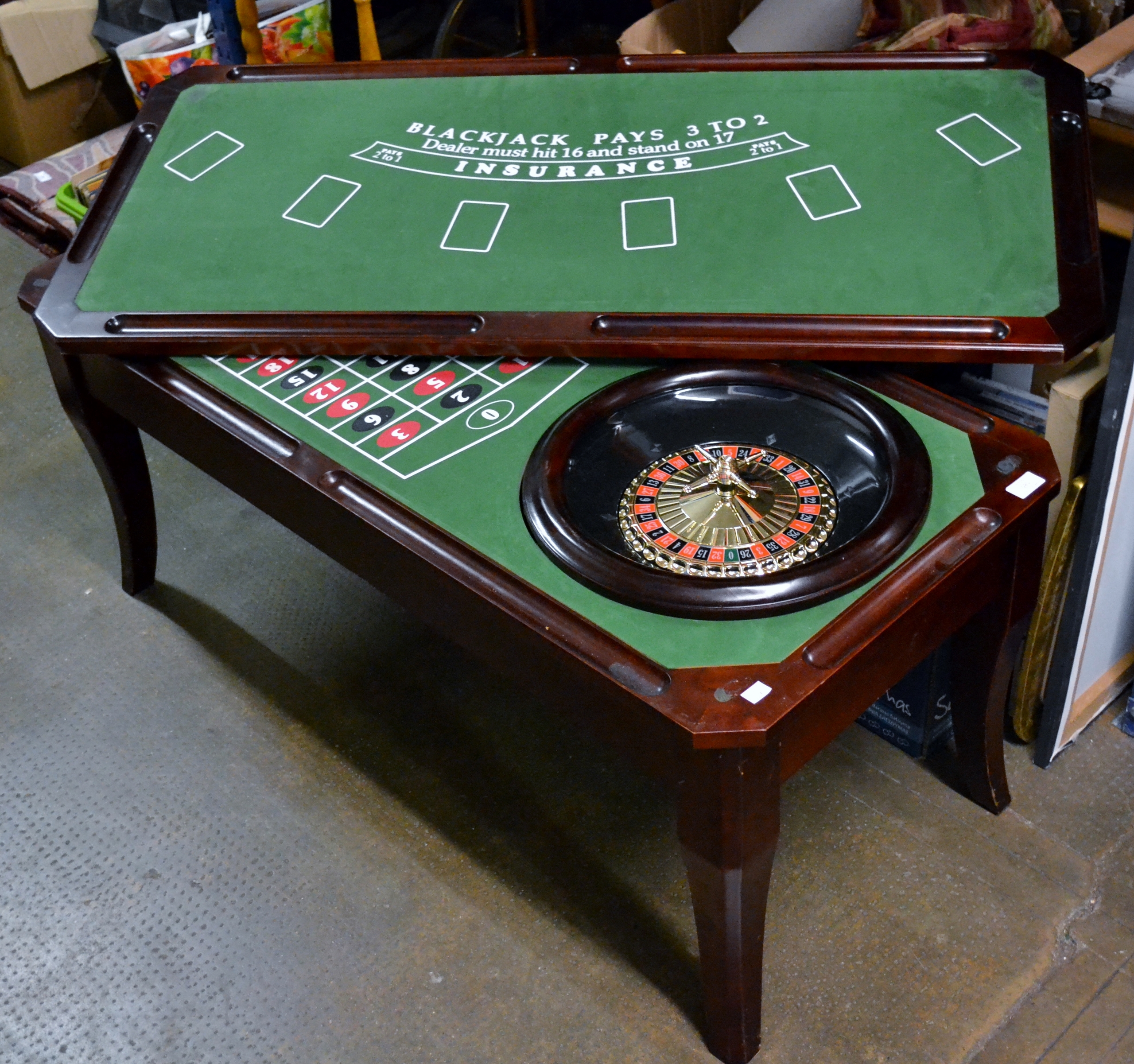 MAHOGANY FINISHED CASINO TABLE WITH CHANGEABLE TOP