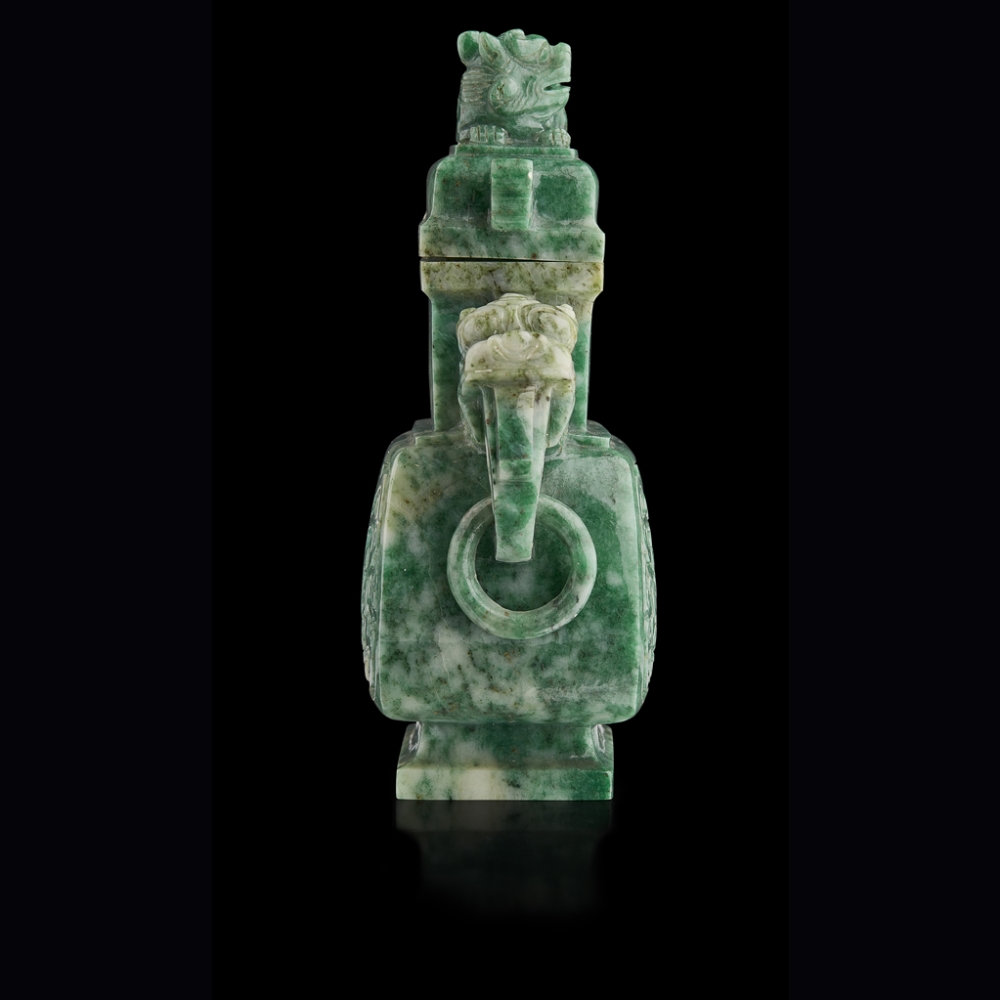 JADEITE ARCHAISTIC VASE AND COVERQING DYNASTY, 19TH CENTURYthe sides carved with archaistic taotie - Image 6 of 7