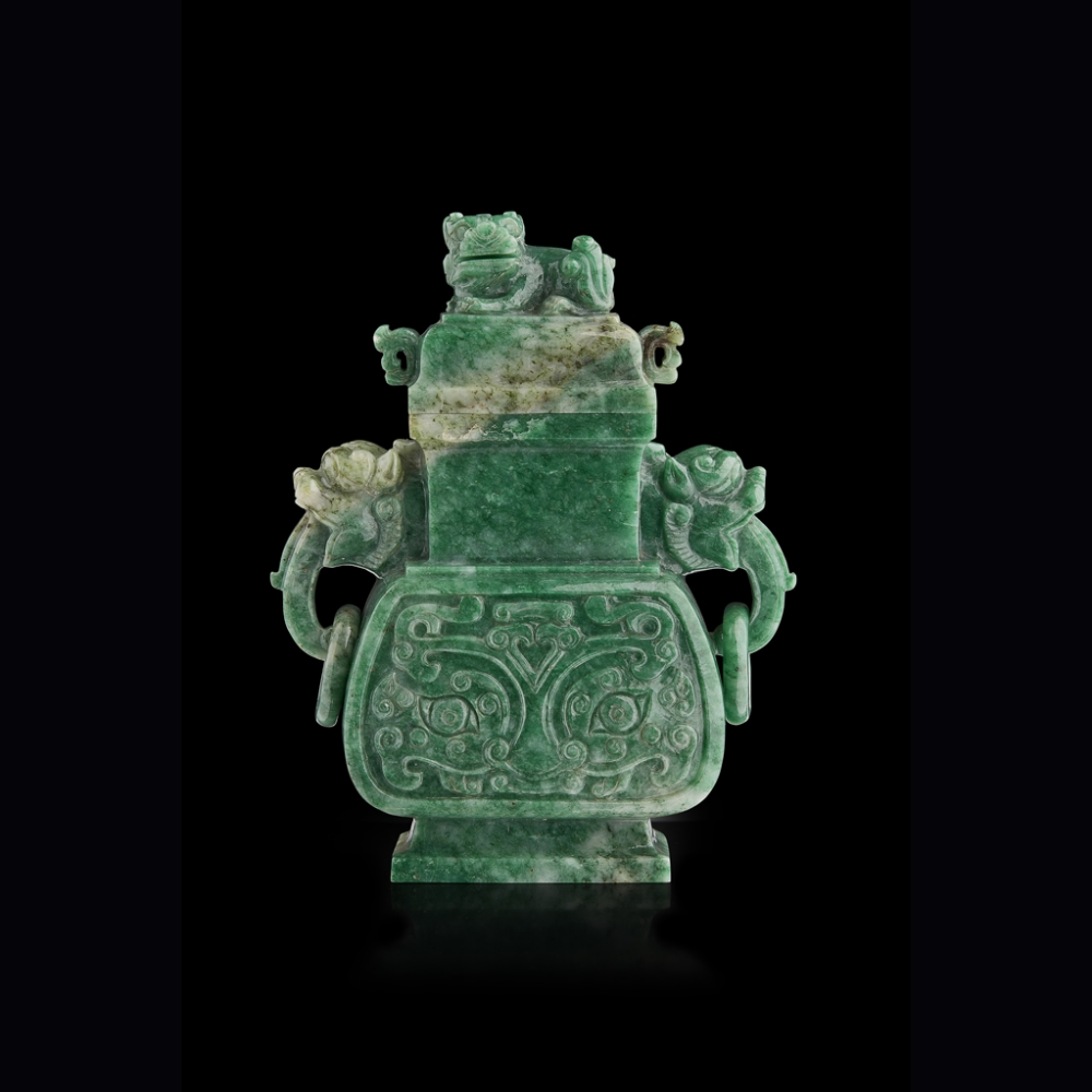 JADEITE ARCHAISTIC VASE AND COVERQING DYNASTY, 19TH CENTURYthe sides carved with archaistic taotie - Image 4 of 7
