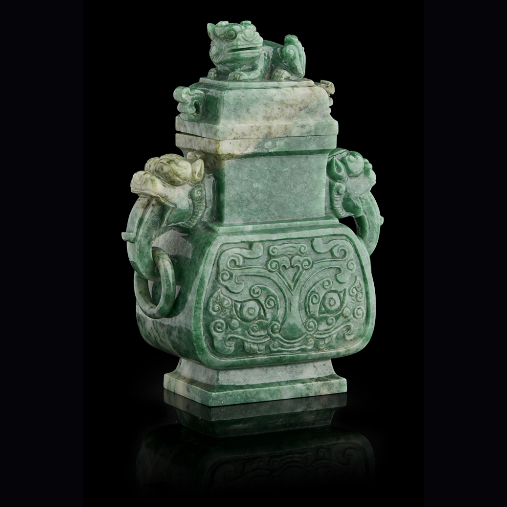 JADEITE ARCHAISTIC VASE AND COVERQING DYNASTY, 19TH CENTURYthe sides carved with archaistic taotie - Image 2 of 7