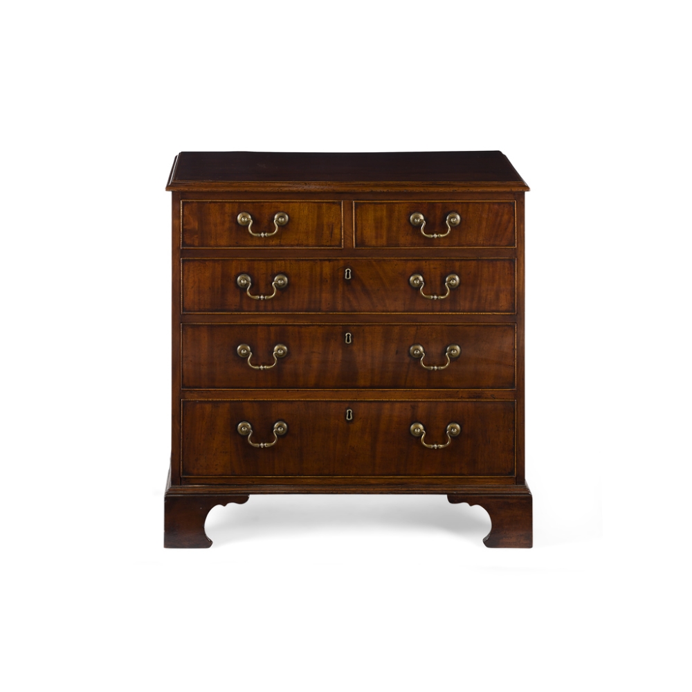 GEORGE III MAHOGANY CHEST OF DRAWERS18TH CENTURYthe rectangular top over a pair of short and three