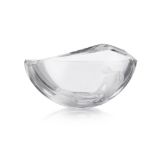 MANNER OF VICKE LINDSTRAND ETCHED GLASS BOWL, MID 20TH CENTURY of tear shape, the bowl etched with