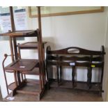 Two magazine racks and two folding cake stands (4)