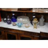A COLLECTION OF ART GLASS to include an antique opalescent lobed bowl 26cm wide, two glass