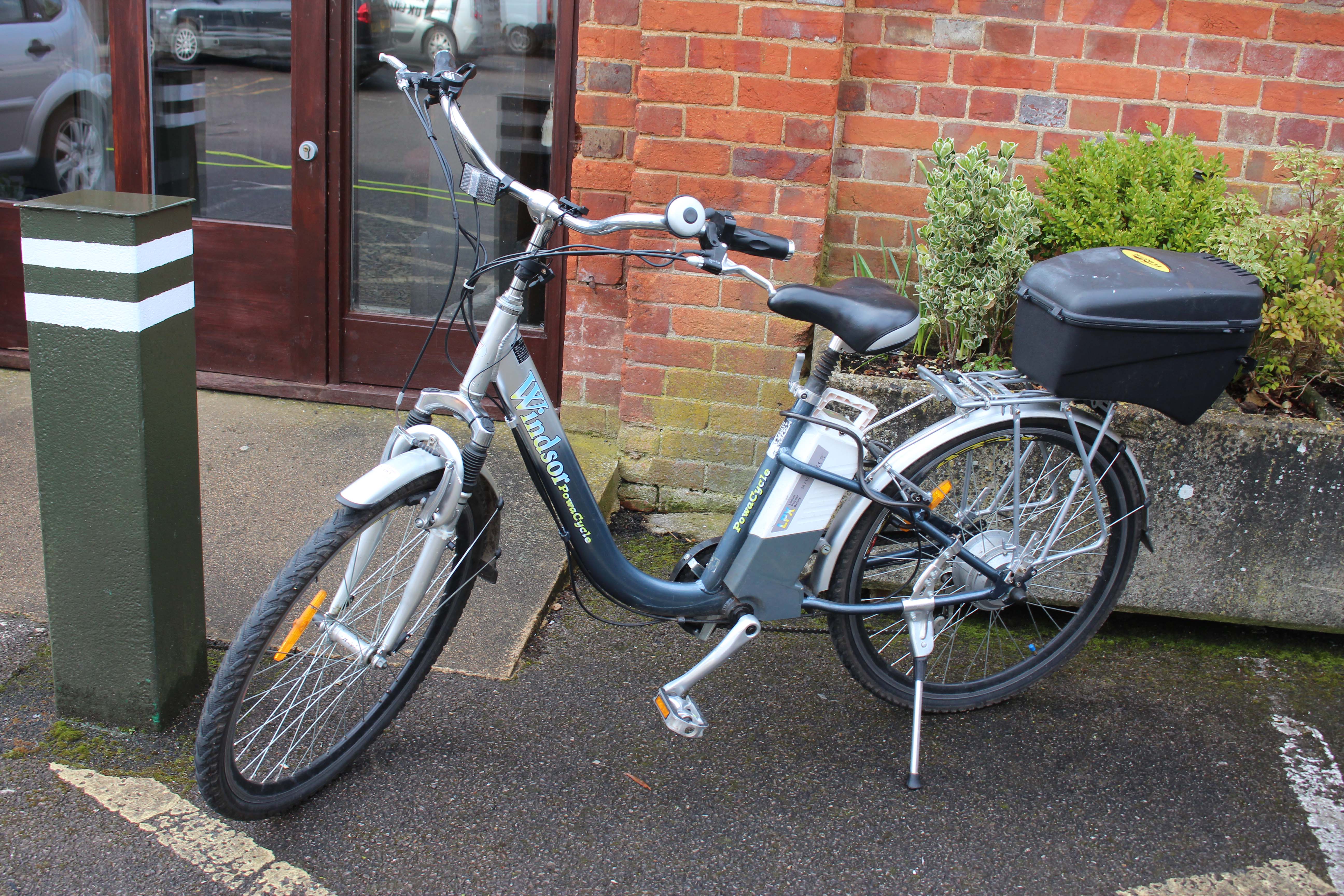 A WINDSOR 'POWACYCLE' with LPX battery