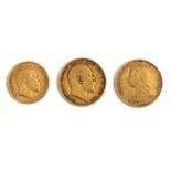 AN 1893 GOLD SOVEREIGN together with a 1903 gold sovereign and a 1910 half sovereign (3)