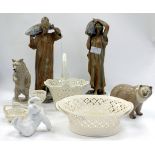 A SMALL QUANTITY OF DECORATIVE CERAMICS to include a Leeds ware cream glazed basket together with