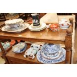 A QUANTITY OF VICTORIAN AND LATER CERAMICS to include vegetable tureen, Staffordshire flatback