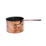 A LARGE ANTIQUE COPPER SAUCEPAN, 24cm diameter