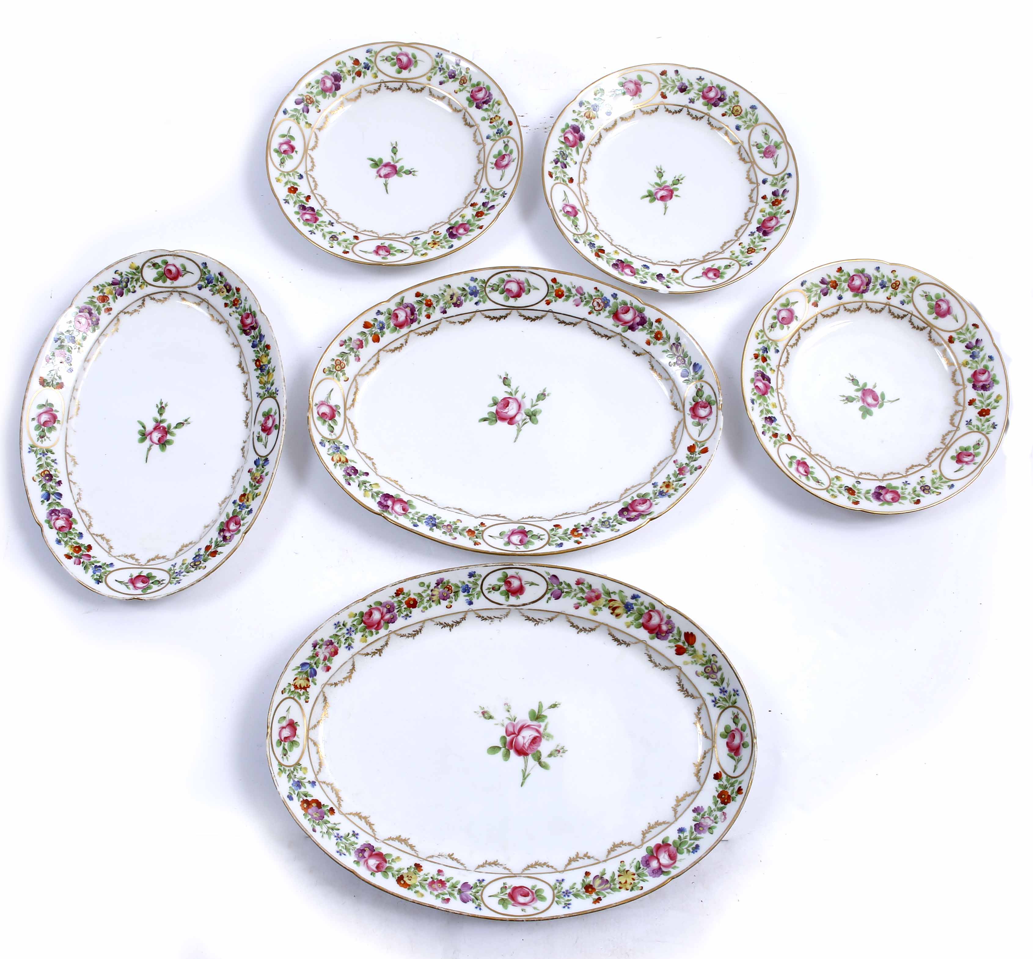 A GROUP OF SIX LATE 18TH / EARLY 19TH CENTURY FRENCH PORCELAIN PLATES and oval dishes from the