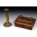 A FRENCH 'BOULLE' BRASS INLAID AND RED TORTOISESHELL DESK STAND, 19cm wide and a set of scales by