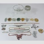 A collection of costume jewellery,