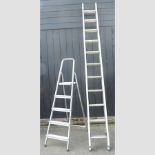 An aluminium extending ladder, 300cm,
