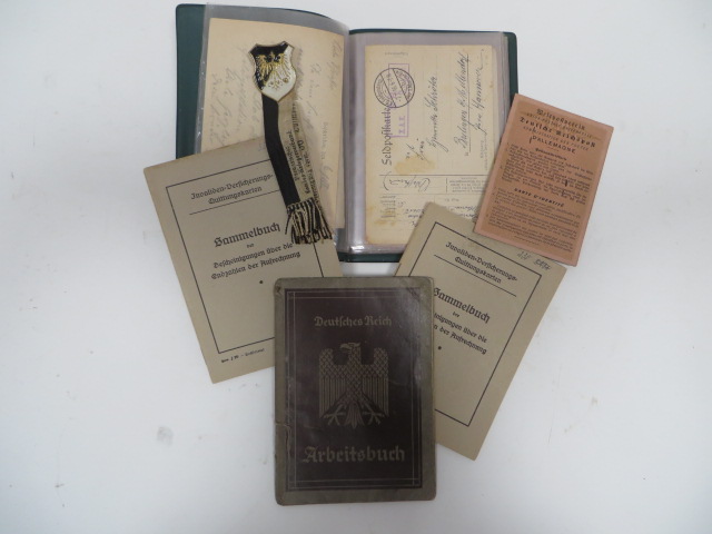 Small Selection of WW1 and WW2 German Paperwork including 11 x WW1 German field postcards, all