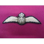 Early 1920’s RAF Pilot Wings embroidery wings with green brown wreath. Embroidery RAF surmounted