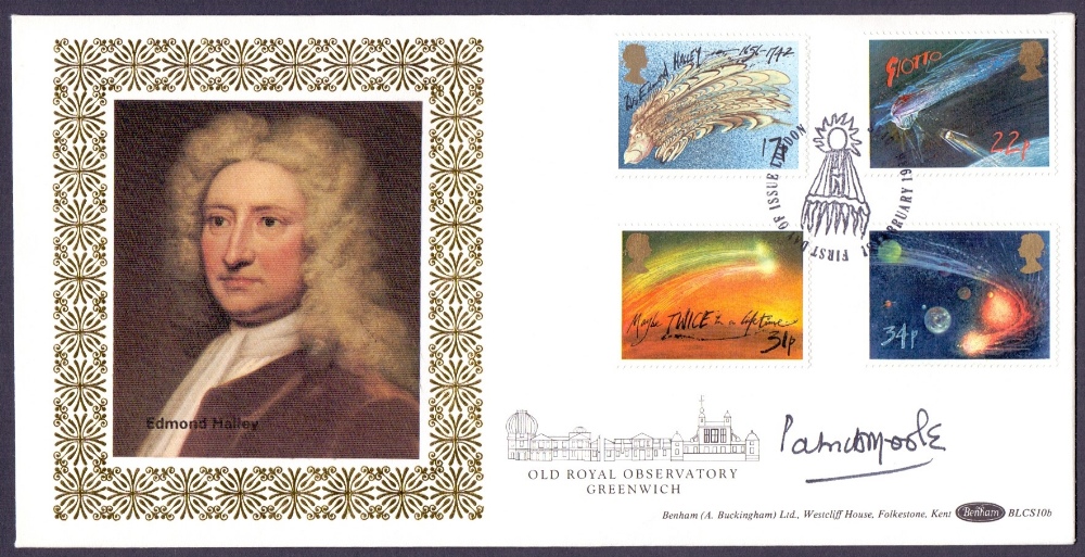 SIGNED AUTOGRAPH COVER : PATRICK MOORE s