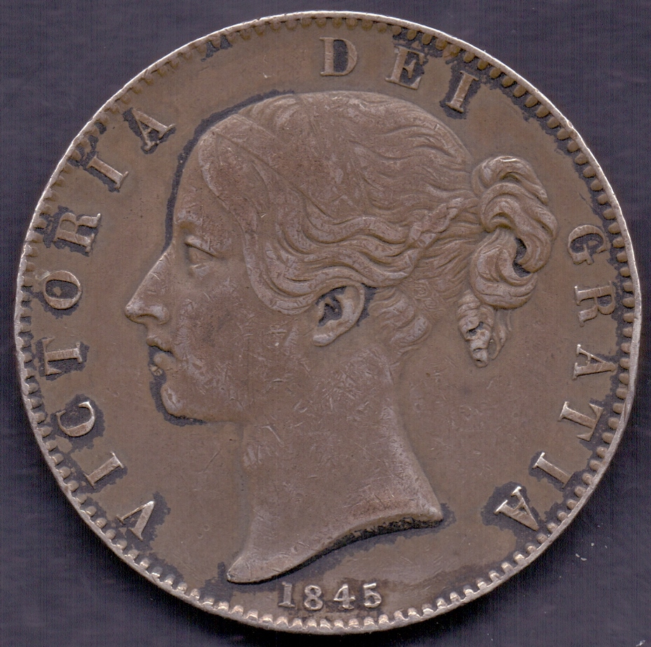 COINS : 1845 Silver Crown, fine conditio