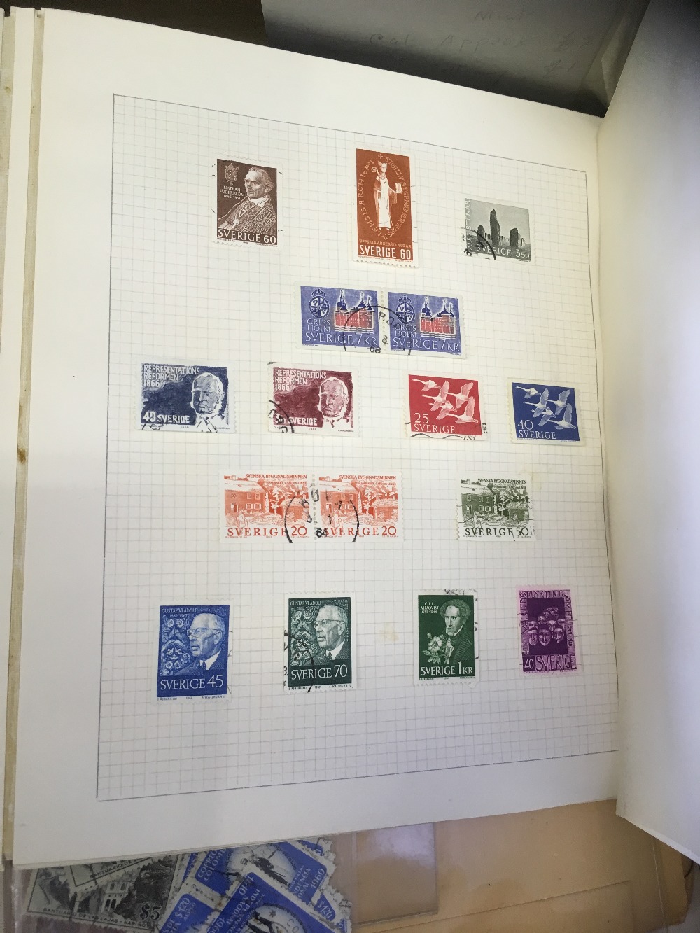 STAMPS : World accumulation on pages and part collections, - Image 2 of 3