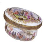 A PORCELAIN SNUFF BOX, GERMAN, LATE 19TH CENTURY oval with waisted sides, painted in Meissen style