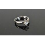 18ct White Gold Diamond Ring