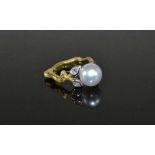 18ct Yellow Gold ?Kailis? South Sea Pearl Ring