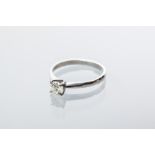 DIAMOND AND WHITE GOLD RING