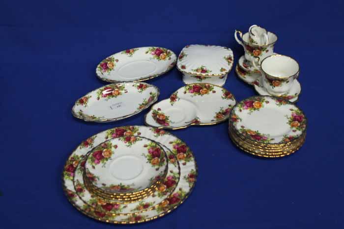 COLLECTION OF ROYAL ALBERT OLD COUNTRY ROSES TEA CHINA incuding plates, saucers, dishes,