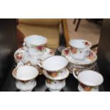 ROYAL ALBERT OLD COUNTRY ROSES PATTERN PART DINNER SET including a cake stand, fish plates,