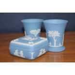 LOT OF CERAMICS including Wedgwood jasperware, coffee set, large blue and white ashet,