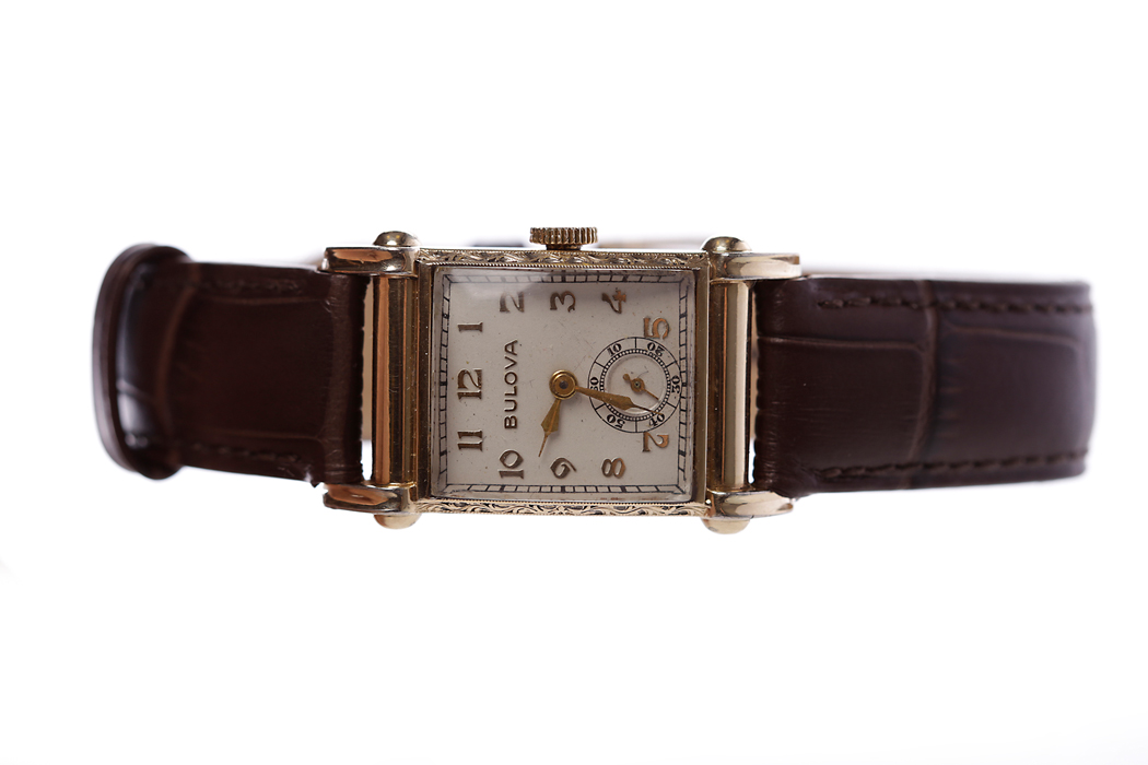 GENTLEMAN'S ART DECO STYLE BULOVA WRISTWATCH signed seventeen jewels calibre 8AD manual wind - Image 2 of 2