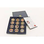 COLLECTION OF COMMEMORATIVE COINS some in complete sets,