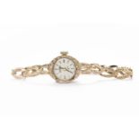 LADY'S ROAMER WRISTWATCH eighteen jewels manual wind movement,