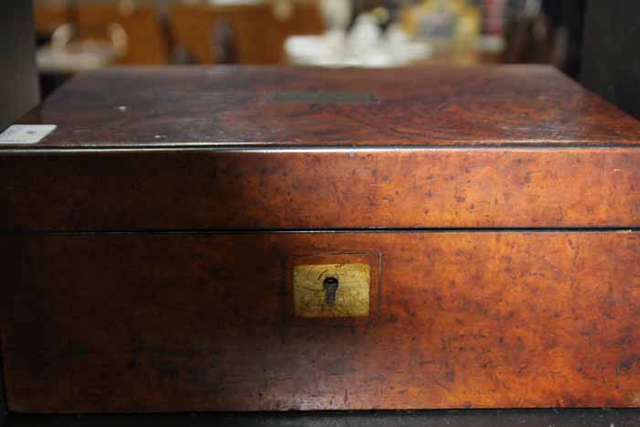 VICTORIAN WALNUT PORTABLE WRITING BOX