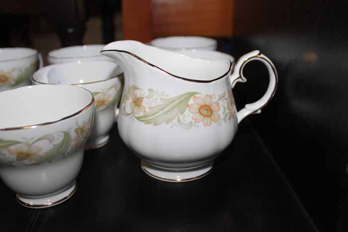 GREENLEES DUCHESS TEA SERVICE Plates, cups and saucers.