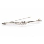 PLATINUM THREE STONE DIAMOND BAR BROOCH